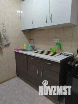 1-к квартира, посуточно, 35м2, 4/9 этаж