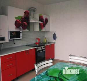 1-к квартира, посуточно, 37м2, 4/8 этаж