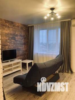 Студия квартира, посуточно, 40м2, 4/5 этаж