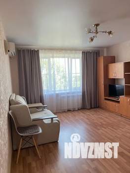 1-к квартира, посуточно, 35м2, 9/9 этаж