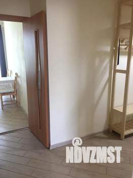 1-к квартира, посуточно, 40м2, 3/3 этаж