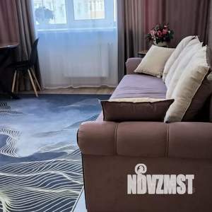 1-к квартира, посуточно, 34м2, 8/9 этаж