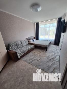 1-к квартира, посуточно, 39м2, 1/8 этаж