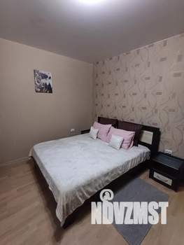 Студия квартира, посуточно, 35м2, 3/3 этаж