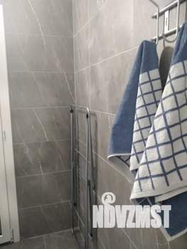 Студия квартира, посуточно, 29м2, 1/8 этаж