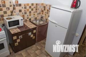 1-к квартира, посуточно, 30м2, 3/3 этаж