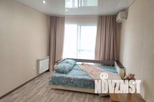 2-к квартира, посуточно, 10м2, 2/55 этаж