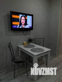 1-к квартира, посуточно, 38м2, 1/9 этаж