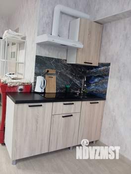 Студия квартира, посуточно, 25м2, 1/3 этаж