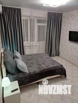 1-к квартира, посуточно, 43м2, 1/1 этаж