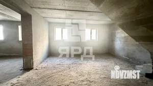 6-к квартира, вторичка, 302м2, 1/3 этаж