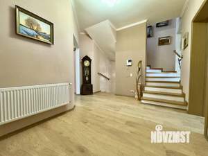 3-к квартира, вторичка, 170м2, 2/3 этаж