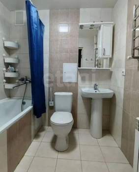 2-к квартира, вторичка, 57м2, 1/10 этаж