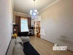 4-к квартира, вторичка, 68м2, 1/1 этаж