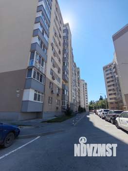 2-к квартира, вторичка, 56м2, 1/10 этаж
