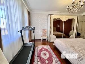 4-к квартира, вторичка, 143м2, 5/8 этаж