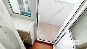 4-к квартира, вторичка, 65м2, 9/9 этаж