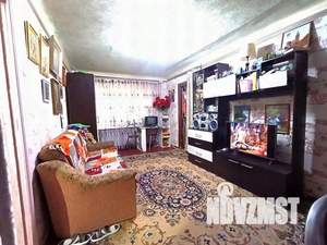 3-к квартира, вторичка, 54м2, 1/4 этаж