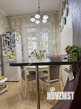 2-к квартира, вторичка, 55м2, 1/4 этаж