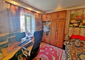 3-к квартира, вторичка, 85м2, 1/1 этаж