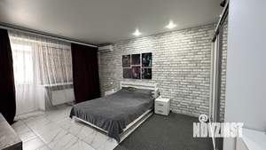 3-к квартира, вторичка, 107м2, 1/3 этаж