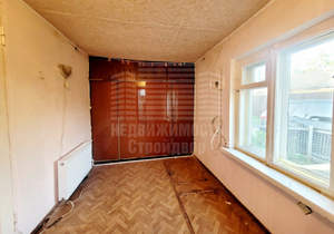 3-к квартира, вторичка, 65м2, 1/1 этаж