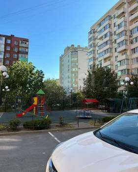 2-к квартира, вторичка, 58м2, 3/10 этаж