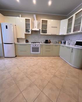 2-к квартира, вторичка, 79м2, 2/3 этаж