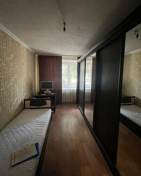 2-к квартира, вторичка, 43м2, 1/2 этаж