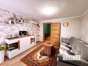 2-к квартира, вторичка, 39м2, 1/1 этаж