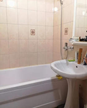 2-к квартира, вторичка, 49м2, 1/5 этаж