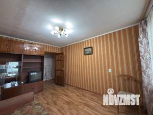 3-к квартира, вторичка, 60м2, 1/5 этаж