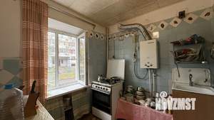 2-к квартира, вторичка, 42м2, 1/5 этаж