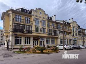 4-к квартира, вторичка, 140м2, 3/3 этаж