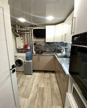 3-к квартира, вторичка, 44м2, 1/1 этаж