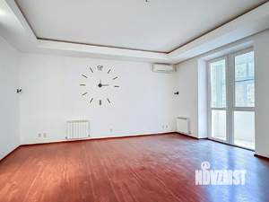 4-к квартира, вторичка, 146м2, 3/4 этаж