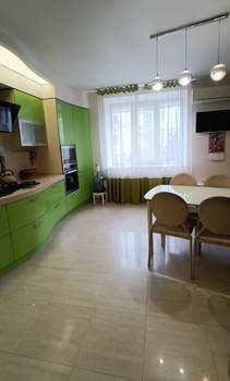 3-к квартира, вторичка, 105м2, 2/5 этаж