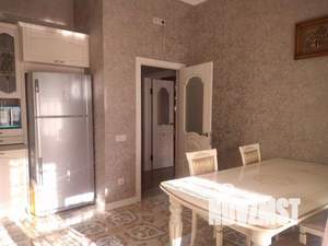 3-к квартира, вторичка, 111м2, 1/3 этаж
