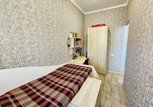 2-к квартира, вторичка, 43м2, 1/2 этаж
