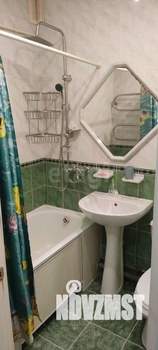 2-к квартира, вторичка, 42м2, 4/4 этаж
