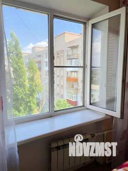 3-к квартира, вторичка, 56м2, 8/9 этаж