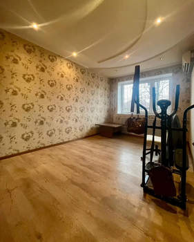 2-к квартира, вторичка, 43м2, 1/5 этаж