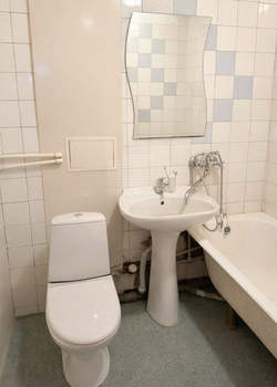 2-к квартира, вторичка, 43м2, 1/5 этаж