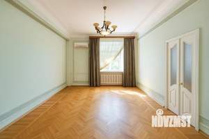 3-к квартира, вторичка, 90м2, 2/4 этаж