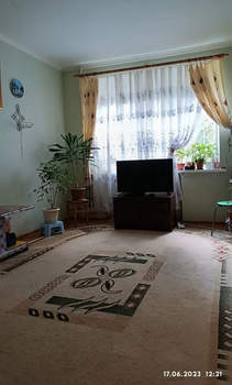 2-к квартира, вторичка, 71м2, 1/5 этаж