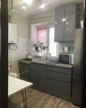 2-к квартира, вторичка, 43м2, 4/4 этаж