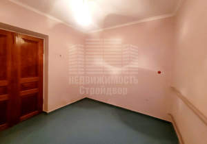 3-к квартира, вторичка, 65м2, 1/1 этаж