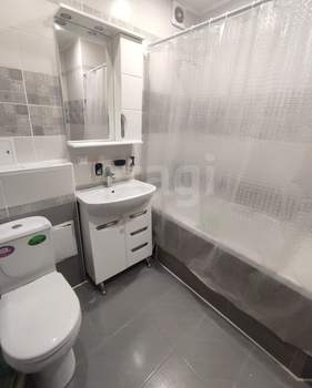 3-к квартира, вторичка, 62м2, 1/5 этаж