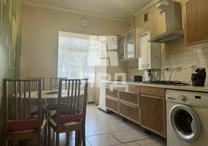 3-к квартира, вторичка, 84м2, 1/5 этаж