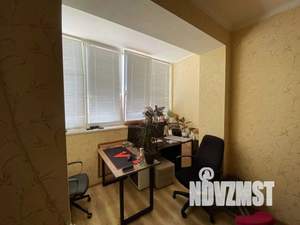 2-к квартира, вторичка, 76м2, 1/3 этаж